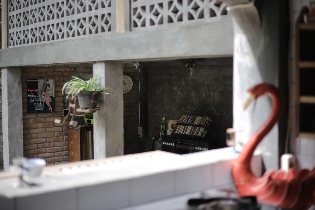Rumah Senjakala Bantul Exterior photo